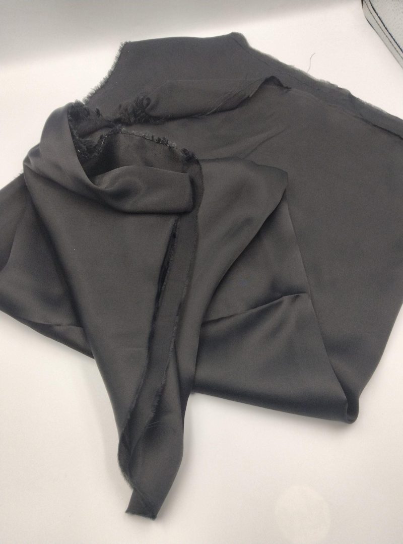 Black Satin Chiffon Fabric – Soft Drapey Silk Feel for Dresses, Blouses, Scarves, Evening Gowns, Lingerie & Bridal Sewing (150x100 cm)