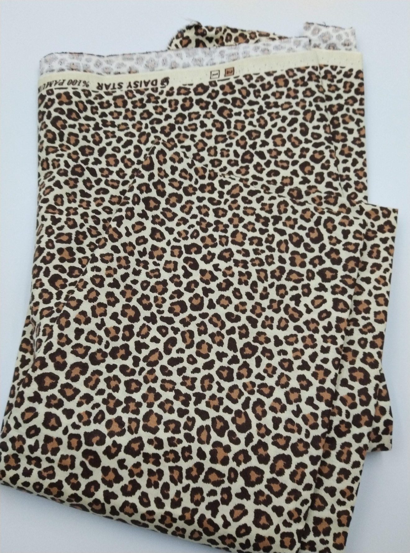Leopar Desenli Viskon‑Pamuk Poplin Kumaş – Drapeli, Yumuşak ve Nefes Alan | 150 cm x 100 cm