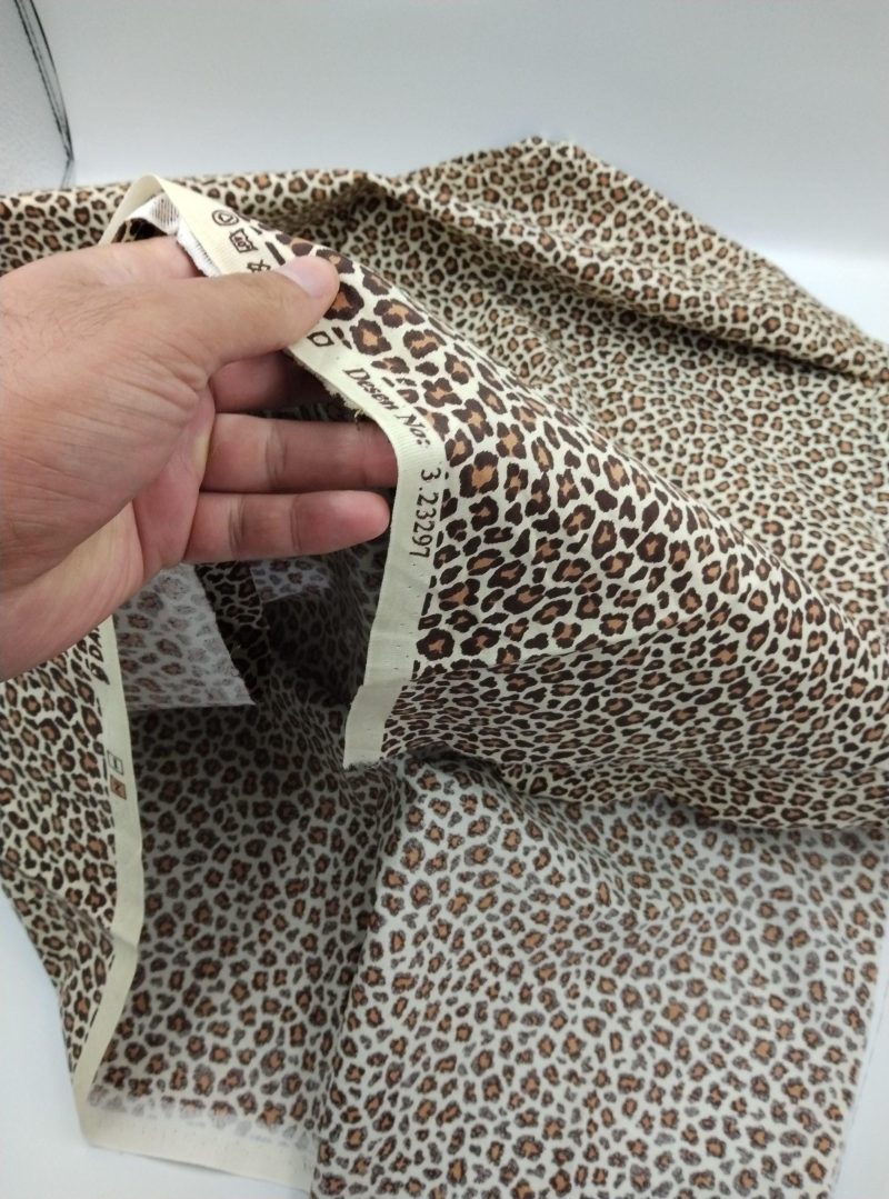 Leopard Print Viscose Cotton Poplin Fabric for Dresses, Dress Fabric for Blouses, Blouse Fabric for Skirts, Skirt Fabric (150x100 cm)