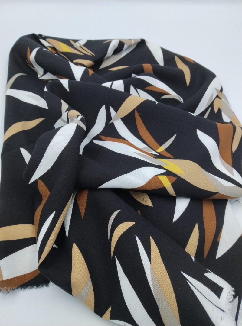 Leaf Print Viscose Cotton Fabric for Dresses, Dress Fabric for Blouses, Blouse Fabric for Skirts, Skirt Fabric Drapey Soft (150cm Wide)