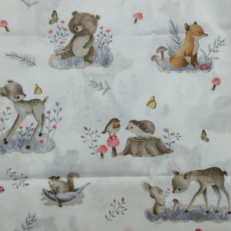 Woodland Animals Viscose Cotton Fabric – Soft Drapey Material for Baby Clothes, Dresses, Blouses, Skirts, Nursery Decor (150x100 cm)