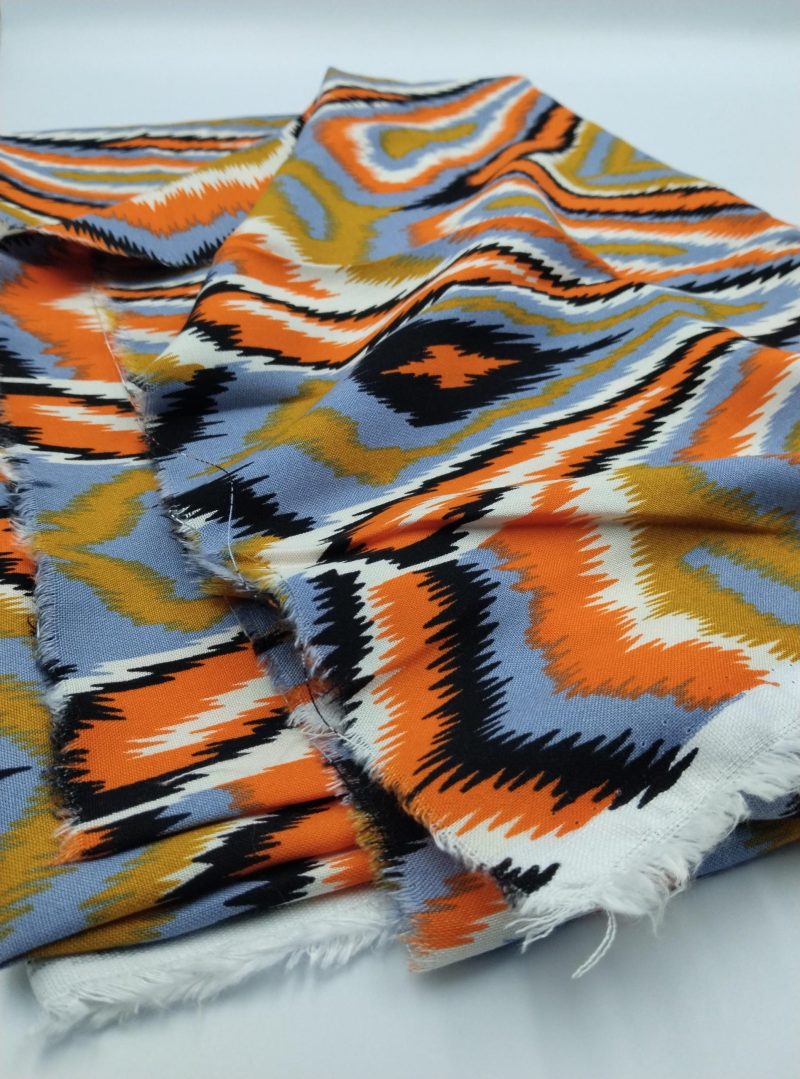 Vibrant Ikat Pattern Cotton Viscose Fabric – Soft, Breathable Material for Dresses, Kimonos, Skirts, Blouses & Shirts | 150x100cm