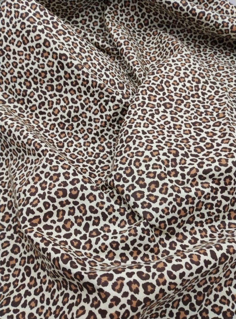 Leopard Print Viscose Cotton Poplin Fabric for Dresses, Dress Fabric for Blouses, Blouse Fabric for Skirts, Skirt Fabric (150x100 cm)