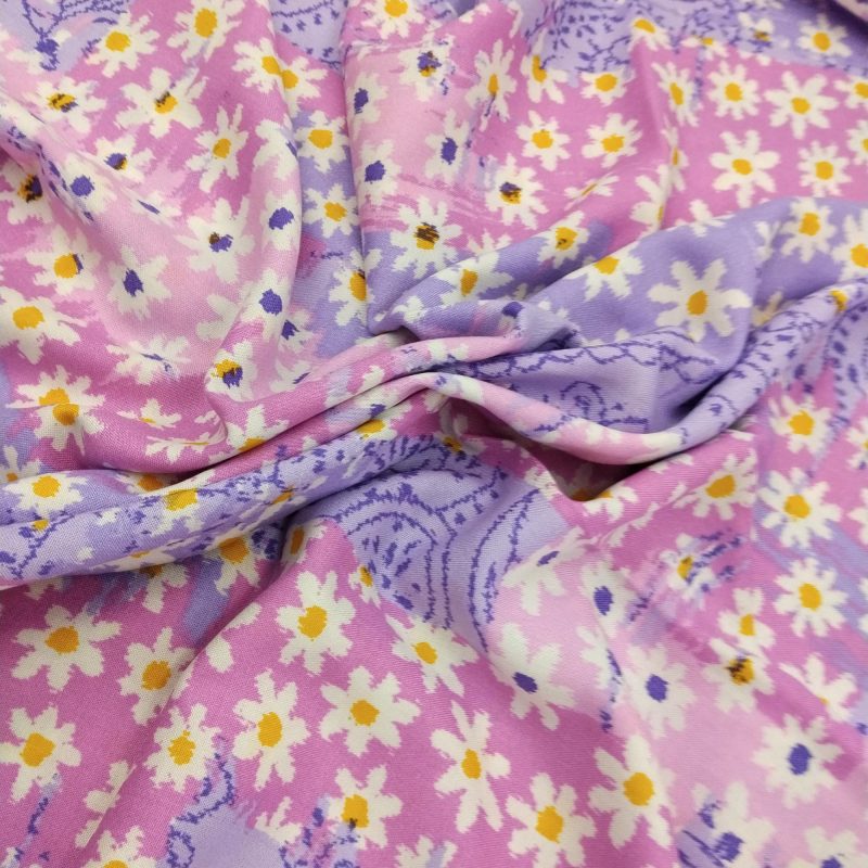 Purple Daisy Cotton Viscose Fabric – Soft Lightweight Floral Material for Dresses, Blouses & Summer Sewing | 150x100 cm