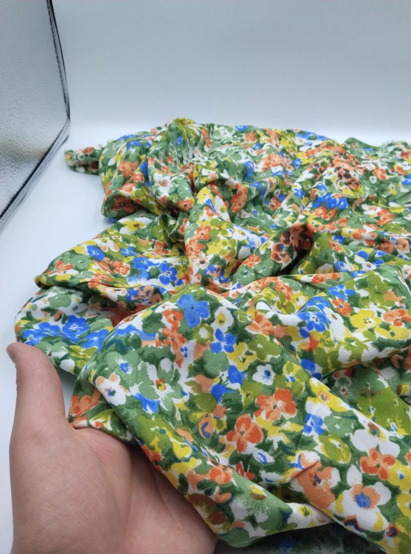 Green Multicolor Floral Cotton Viscose Fabric by the Yard – Soft Lightweight Material for Dresses, Skirts, Blouses | 59x39 in (150x100 cm)