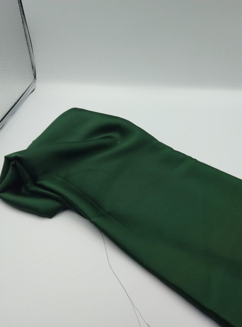 Emerald Green Satin Chiffon Fabric by the Yard – Soft Drapey Shiny Silk-Like Material for Dresses, Gowns, Blouses| 59x39 in (150x100 cm)