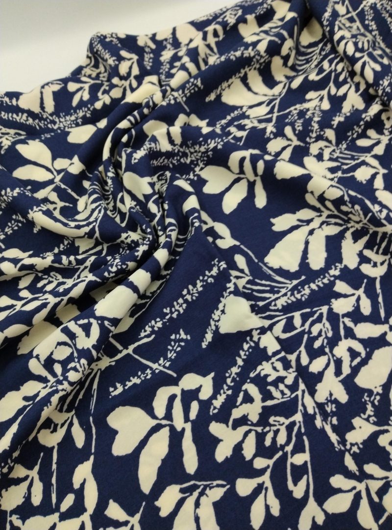 Blue Botanical Cotton Viscose Fabric – Lightweight Soft Material for Dresses, Kimonos, Blouses & Summer Outfits | 150x100 cm (59x39 in)