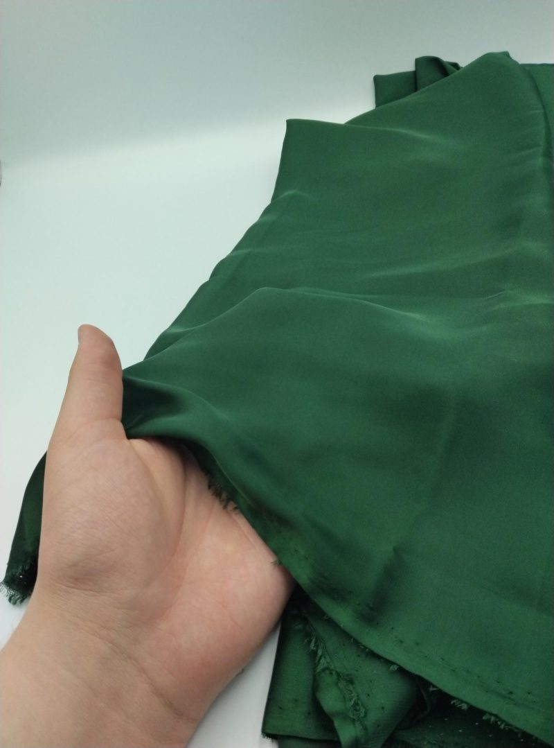 Emerald Green Satin Chiffon Fabric by the Yard – Soft Drapey Shiny Silk-Like Material for Dresses, Gowns, Blouses| 59x39 in (150x100 cm)