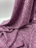 Pembe Mini Çiçek Desenli Pamuk Viskon Kumaş – Yumuşak, Hafif ve Dökümlü Yazlık Kumaş | 150x100 cm ELNV78 - Görsel 4