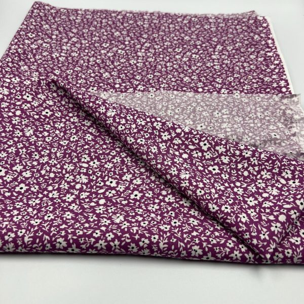 Pembe Mini Çiçek Desenli Pamuk Viskon Kumaş – Yumuşak, Hafif ve Dökümlü Yazlık Kumaş | 150x100 cm ELNV78