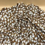 Kahverengi Papatya Bahçesi Desenli Pamuk Viskon Kumaş – Yumuşak, Dökümlü ve Nefes Alan Çiçekli Yazlık Kumaş | 150x100 cm ELNV77 - Görsel 2