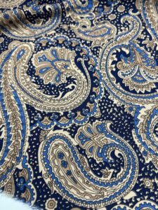 Şal Desenli Viskon Kumaş – Paisley Mavi Bej Tonlar Elbise Kumaşı | 150 cm En | ELNV92