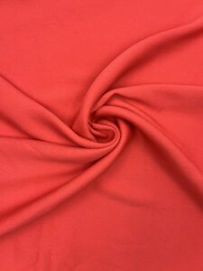 Kırmızı Coral Düz Renk Akıcı Kumaş – Elbiselik & Bluzluk – Yumuşak Doku, 150 cm Genişlik - ELNS13